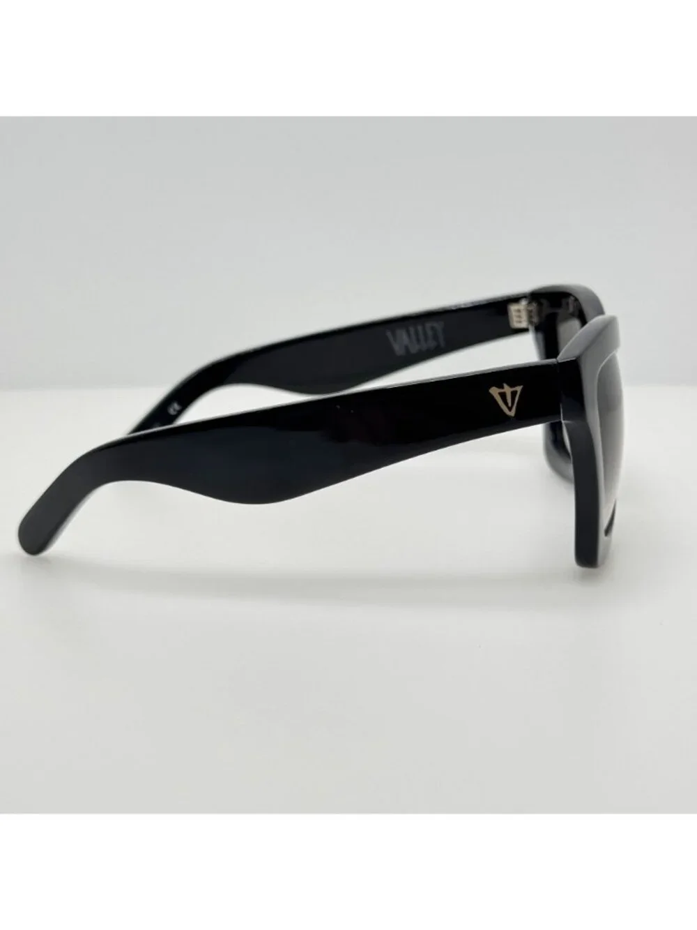 Valley Sunglasses Black DB Zeiss